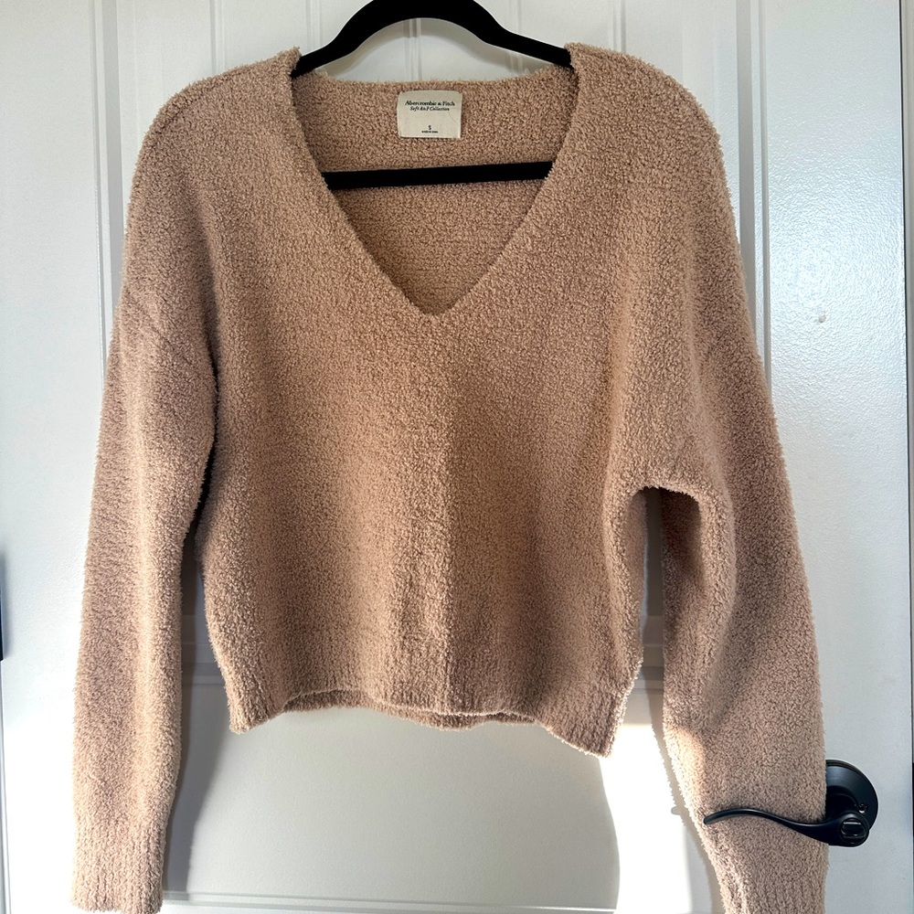 Soft A&F Collection Cream Fleece